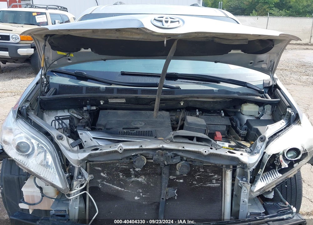 2015 TOYOTA SIENNA LE 8 PASSENGER VIN: 5TDKK3DC5FS571708