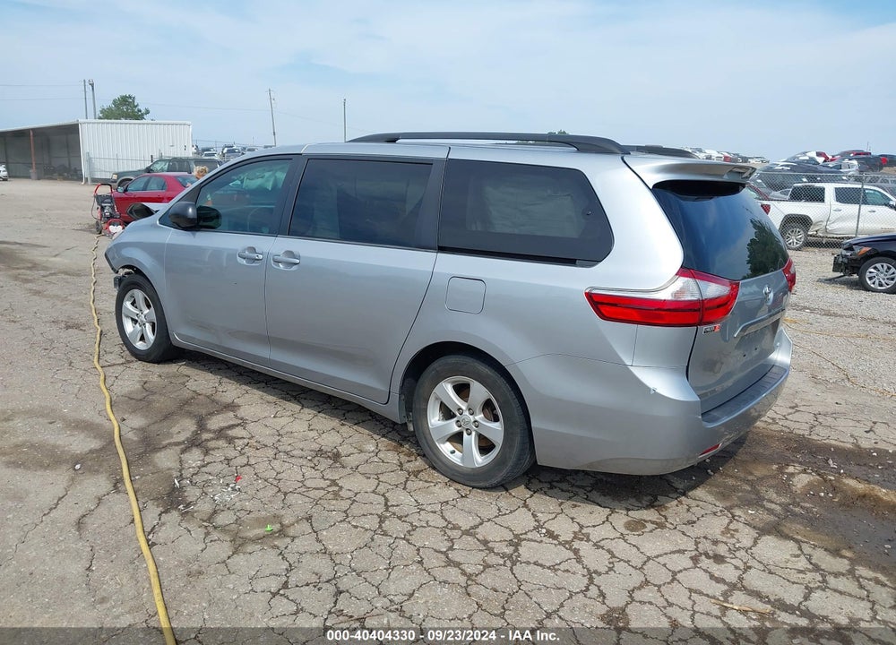2015 TOYOTA SIENNA LE 8 PASSENGER VIN: 5TDKK3DC5FS571708