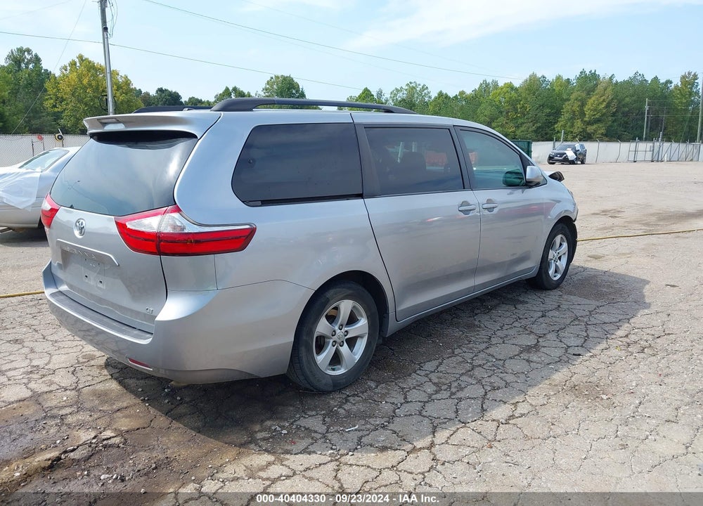 2015 TOYOTA SIENNA LE 8 PASSENGER VIN: 5TDKK3DC5FS571708