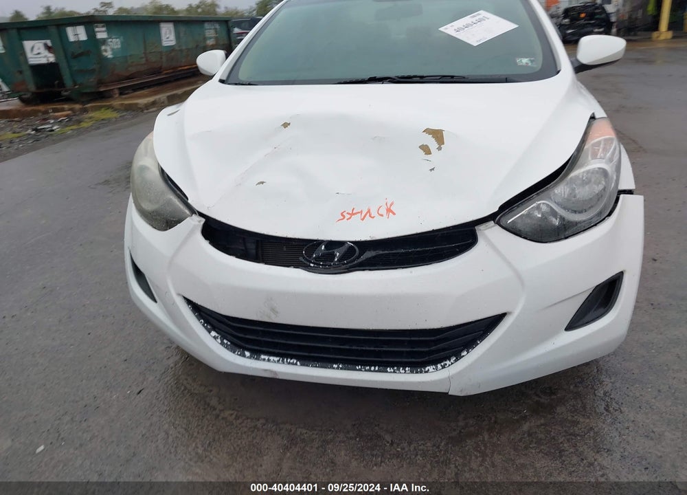 2013 HYUNDAI ELANTRA VIN: 5NPDH4AE1DH373536