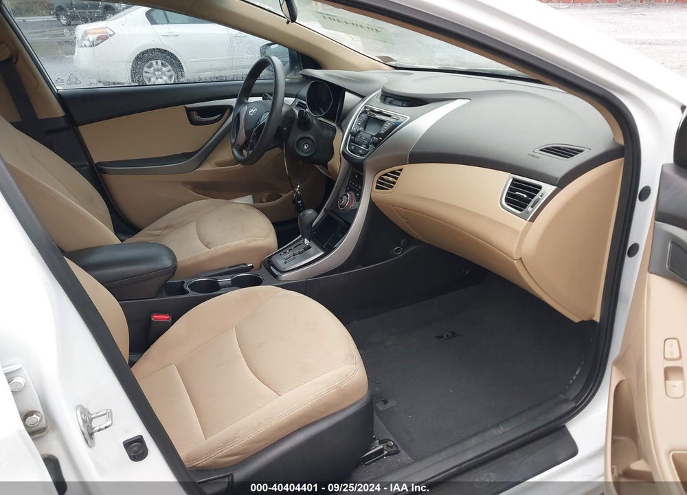 2013 HYUNDAI ELANTRA VIN: 5NPDH4AE1DH373536