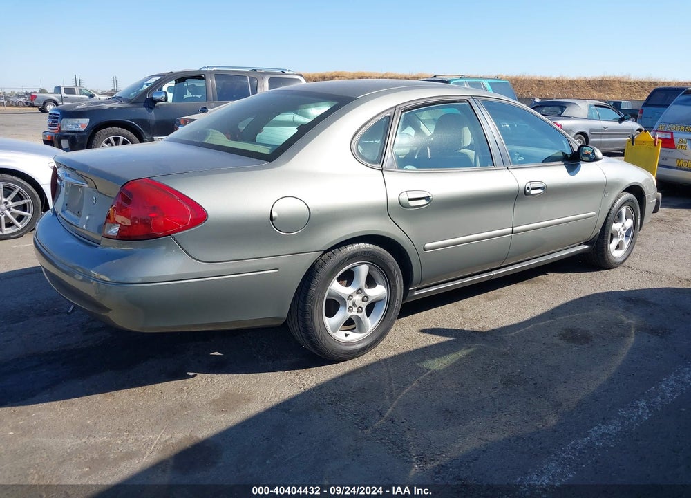 2001 FORD TAURUS SES VIN: 1FAFP55S41A147310