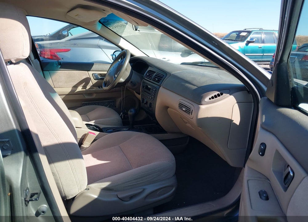 2001 FORD TAURUS SES VIN: 1FAFP55S41A147310