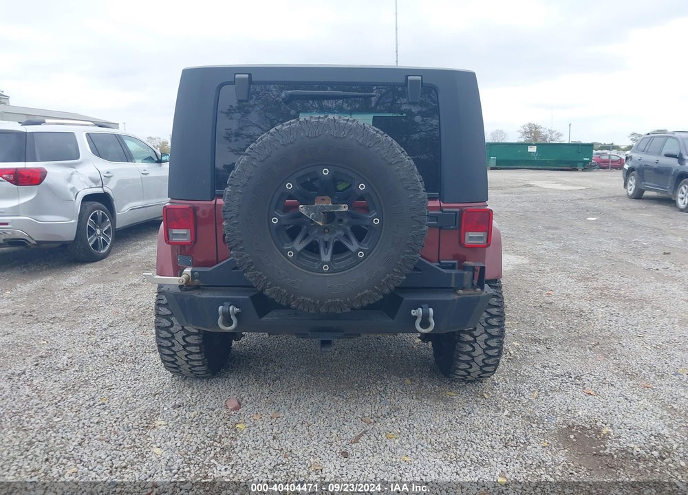 2010 JEEP WRANGLER UNLIMITED SAHARA VIN: 1J4BA5H17AL106200