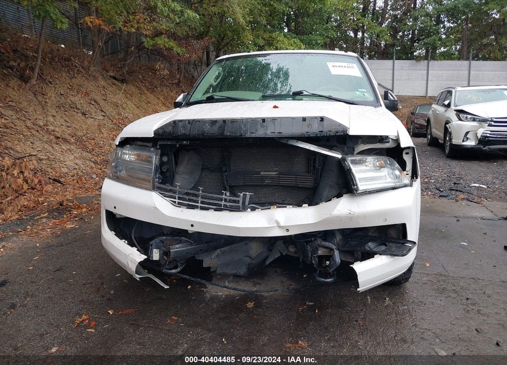 2014 LINCOLN NAVIGATOR VIN: 5LMJJ2J51EEL00852