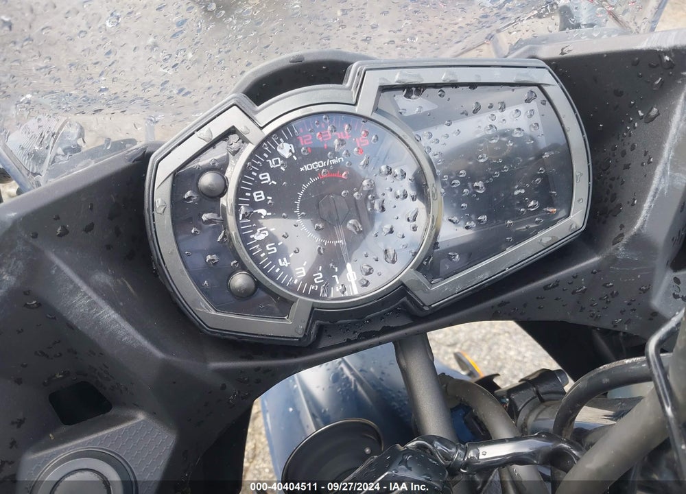 2022 KAWASAKI EX400 VIN: JKAEXKG15NDAE2202