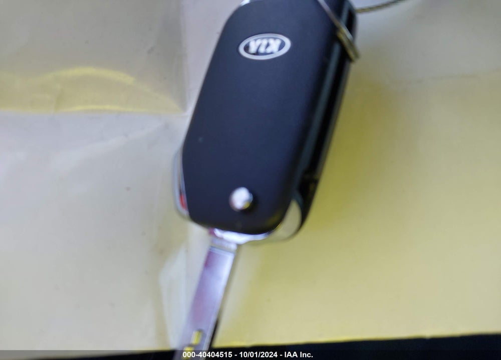2019 KIA FORTE LXS VIN: 3KPF24AD3KE070793