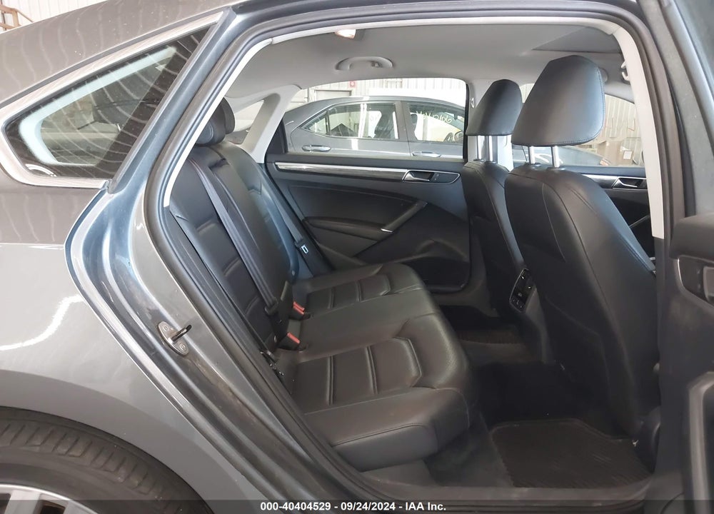 2017 VOLKSWAGEN PASSAT 1.8T SE VIN: 1VWGT7A33HC038689