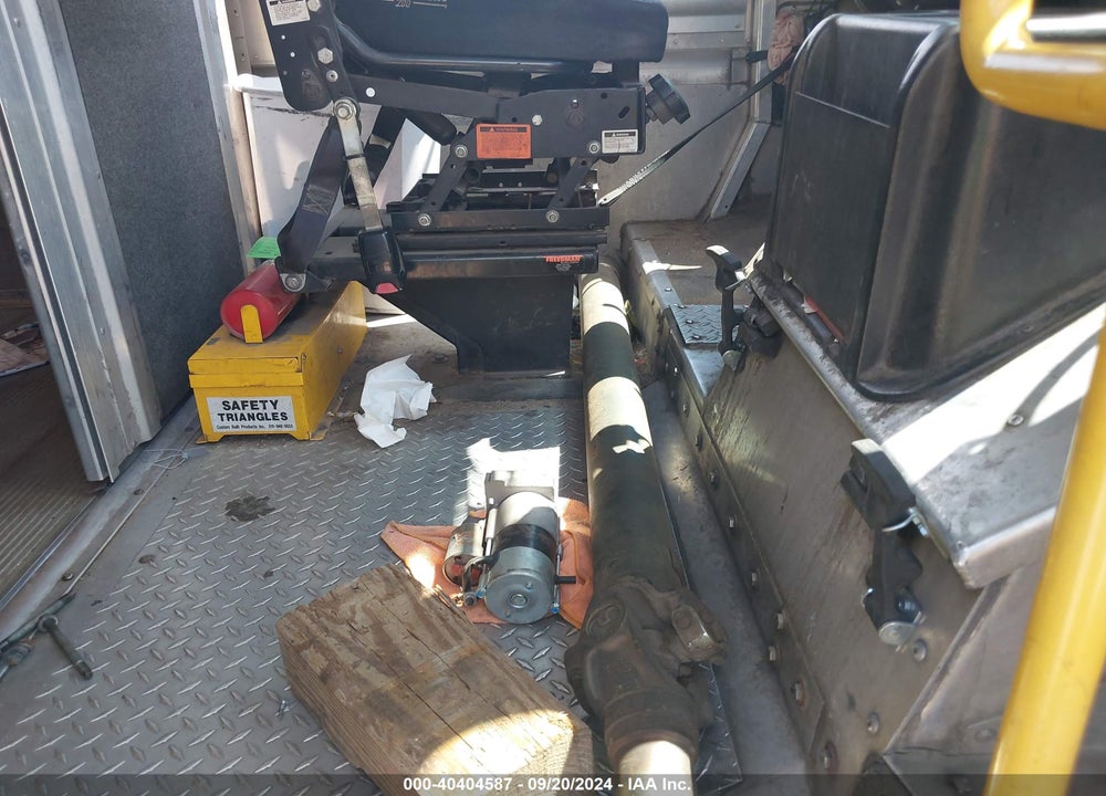 2014 FREIGHTLINER CHASSIS M LINE WALK-IN VAN VIN: 4UZAC2DV0ECFV2017