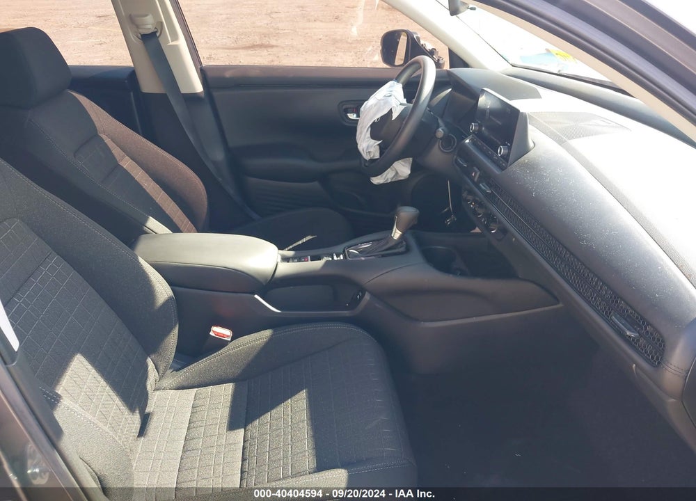 2024 HONDA HR-V 2WD LX VIN: 3CZRZ1H32RM734211