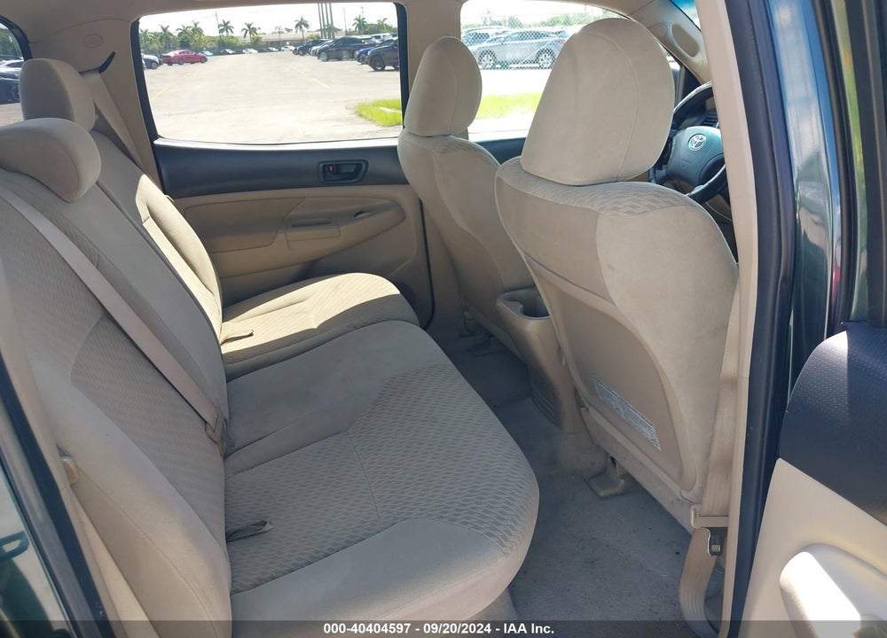 2011 TOYOTA TACOMA PRERUNNER V6 VIN: 3TMJU4GN2BM118570