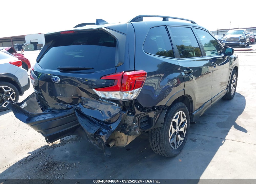 2019 SUBARU FORESTER PREMIUM VIN: JF2SKAGC2KH521798