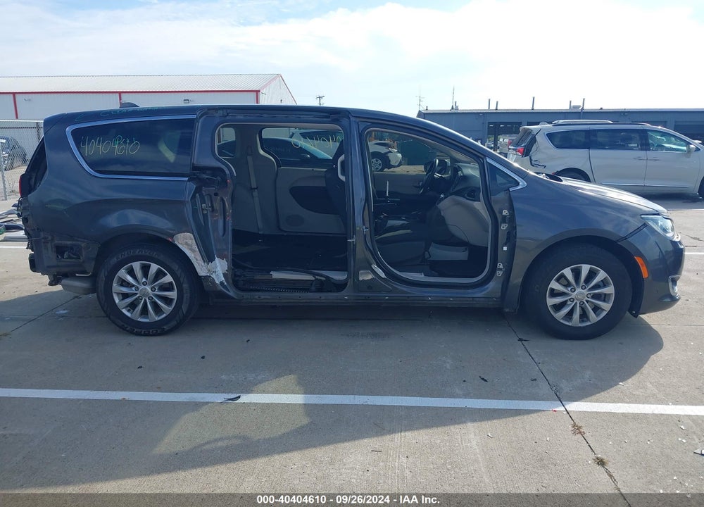 2019 CHRYSLER PACIFICA TOURING PLUS VIN: 2C4RC1FG6KR591016