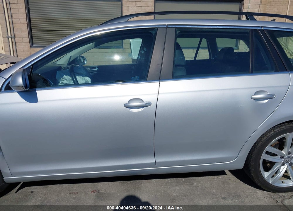 2014 VOLKSWAGEN JETTA SPORTWAGEN 2.0L TDI VIN: 3VWML7AJ4EM621915