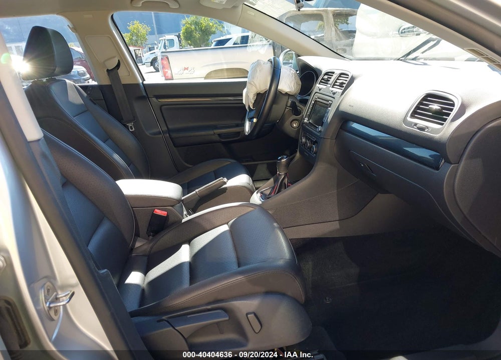 2014 VOLKSWAGEN JETTA SPORTWAGEN 2.0L TDI VIN: 3VWML7AJ4EM621915