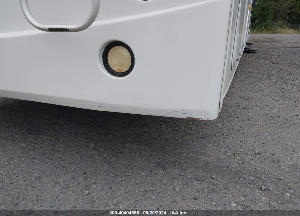 2011 COACHMEN MIRANDA CLA VIN: 1F66F5DY5B0A05433