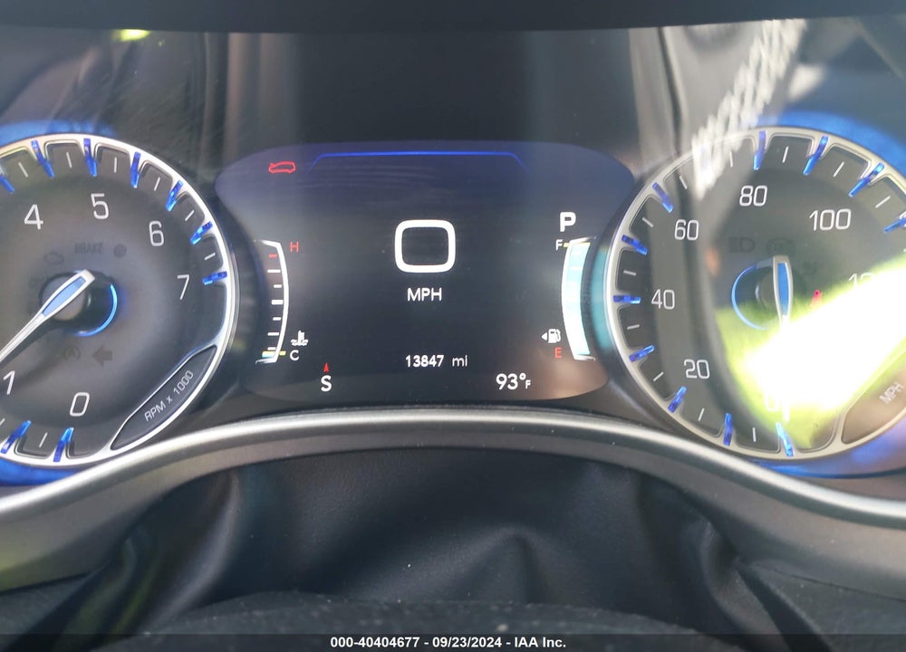2024 CHRYSLER PACIFICA TOURING L VIN: 2C4RC1BG0RR135853