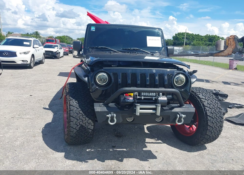 2013 JEEP WRANGLER UNLIMITED SAHARA VIN: 1C4BJWEGXDL550258
