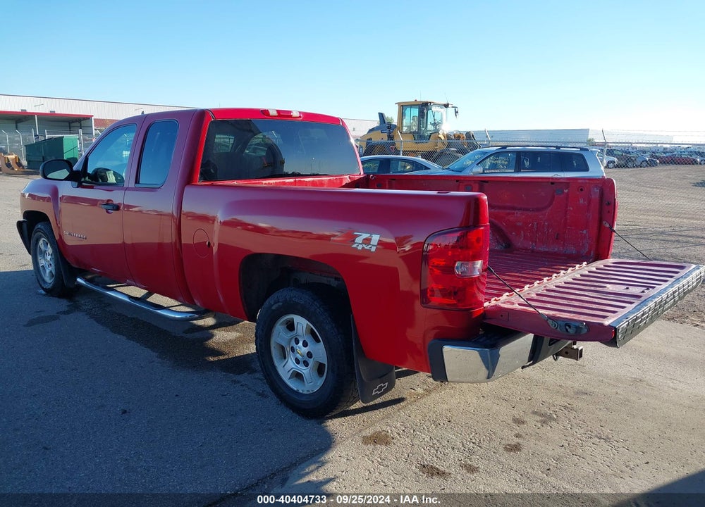 2008 CHEVROLET SILVERADO 1500 LT1 VIN: 2GCEK19J281310829