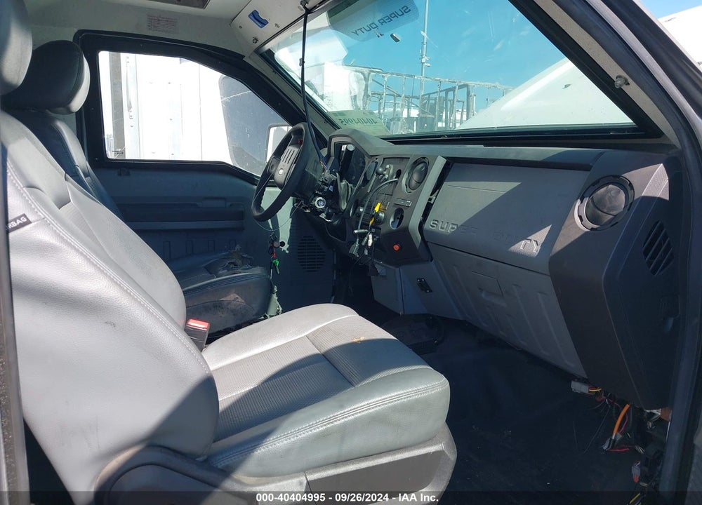 2016 FORD F-550 CHASSIS XL VIN: 1FDUF5GTXGEB80903