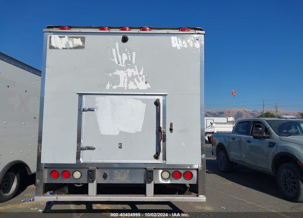2016 FORD F-550 CHASSIS XL VIN: 1FDUF5GTXGEB80903