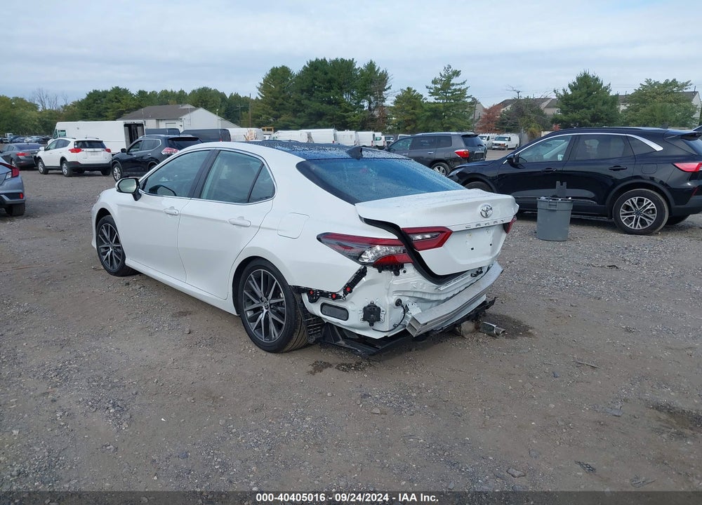 2024 TOYOTA CAMRY XLE VIN: 4T1F11BK3RU108111