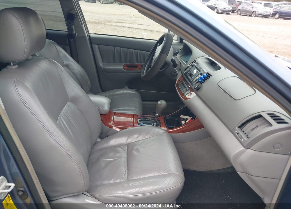2002 TOYOTA CAMRY XLE V6 VIN: 4T1BF30K02U508180