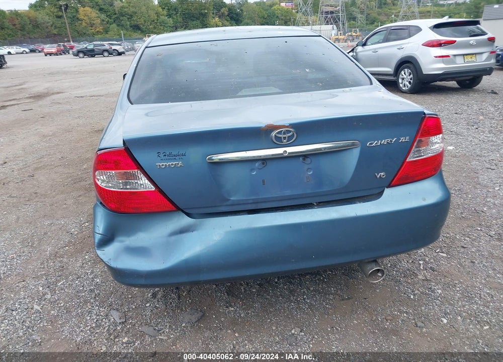 2002 TOYOTA CAMRY XLE V6 VIN: 4T1BF30K02U508180
