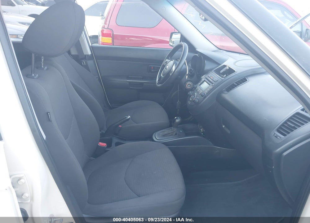 2013 KIA SOUL VIN: KNDJT2A57D7581656