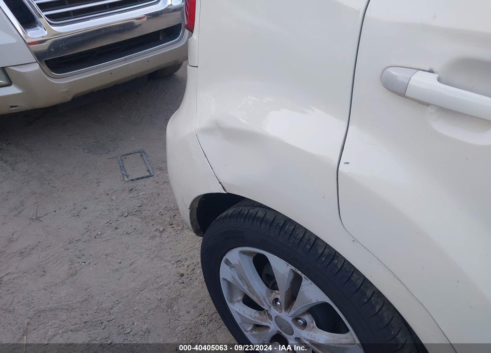 2013 KIA SOUL VIN: KNDJT2A57D7581656