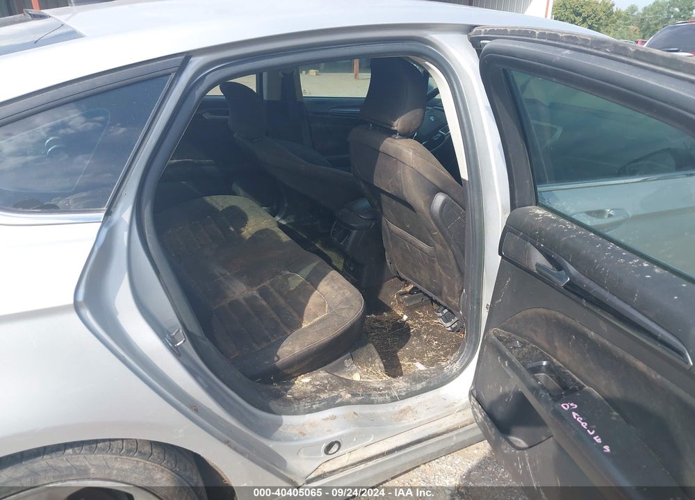 2016 FORD FUSION SE VIN: 3FA6P0HD4GR391277