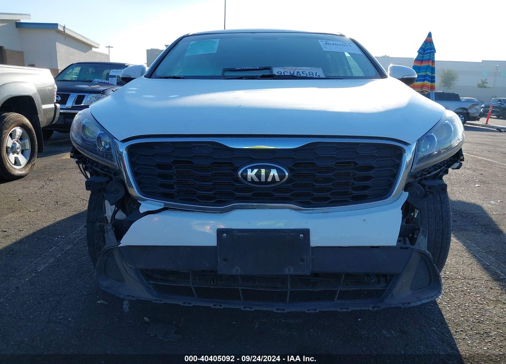 2019 KIA SORENTO 3.3L LX VIN: 5XYPG4A56KG478948