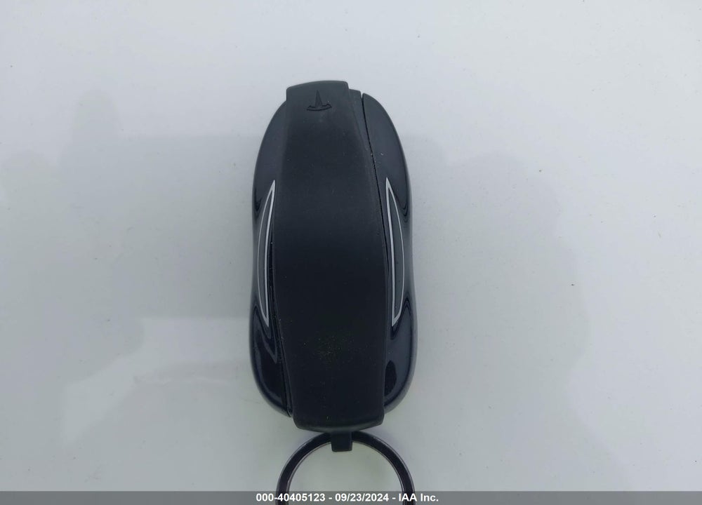 2018 TESLA MODEL S 100D/75D/P100D VIN: 5YJSA1E29JF260258