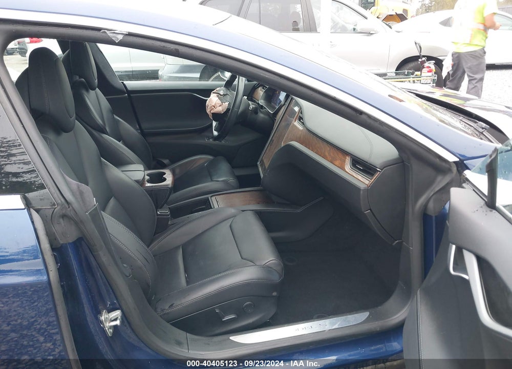 2018 TESLA MODEL S 100D/75D/P100D VIN: 5YJSA1E29JF260258