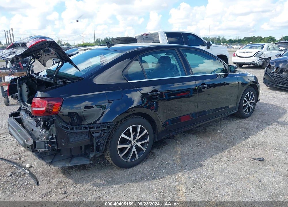 2018 VOLKSWAGEN JETTA 1.4T SE/1.4T WOLFSBURG EDITION VIN: 3VWDB7AJ3JM241901