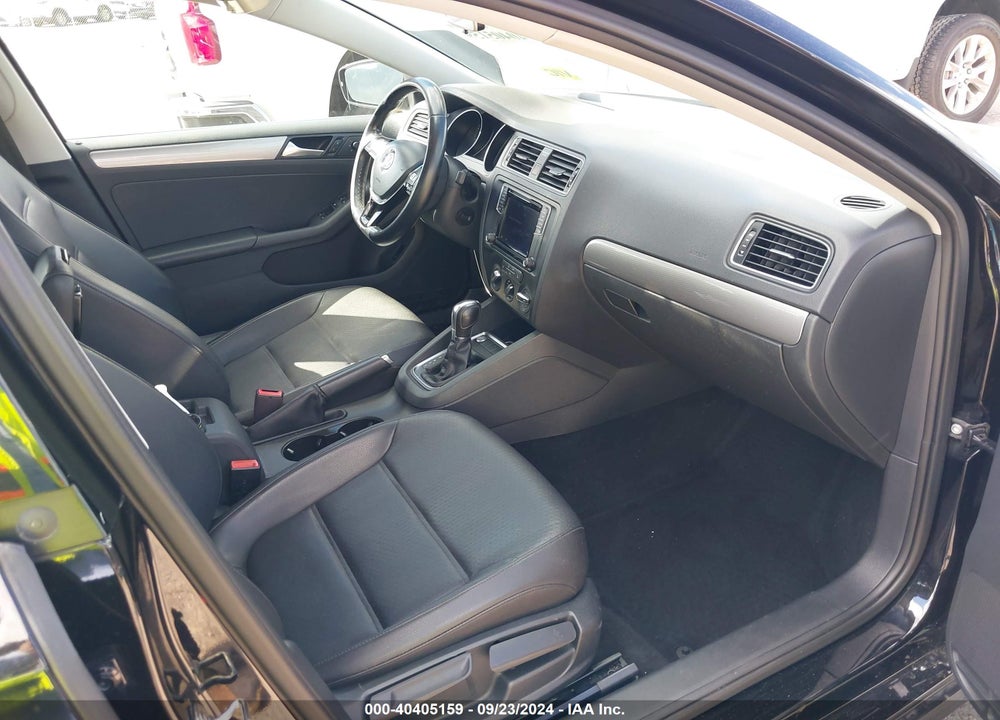 2018 VOLKSWAGEN JETTA 1.4T SE/1.4T WOLFSBURG EDITION VIN: 3VWDB7AJ3JM241901