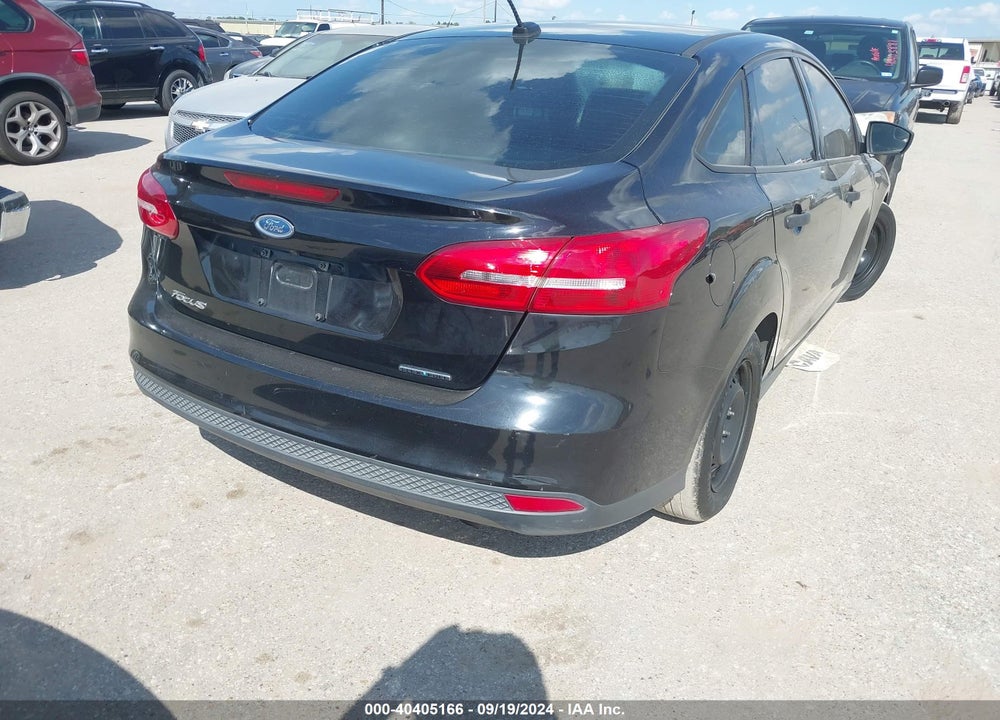 2016 FORD FOCUS S VIN: 1FADP3E25GL212299