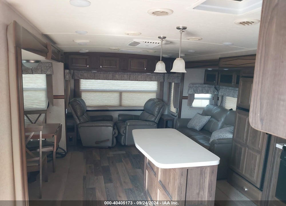 2016 ROCKWOOD M-8329SS VIN: 4X4TRLJ27G1871710