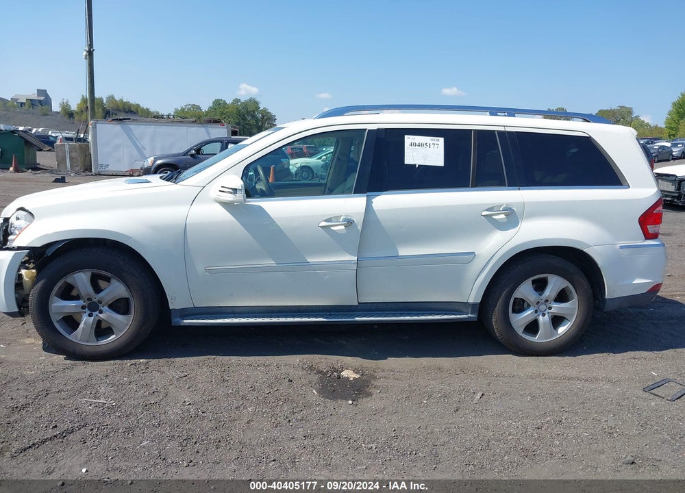 2011 MERCEDES-BENZ GL 450 4MATIC VIN: 4JGBF7BE6BA727922
