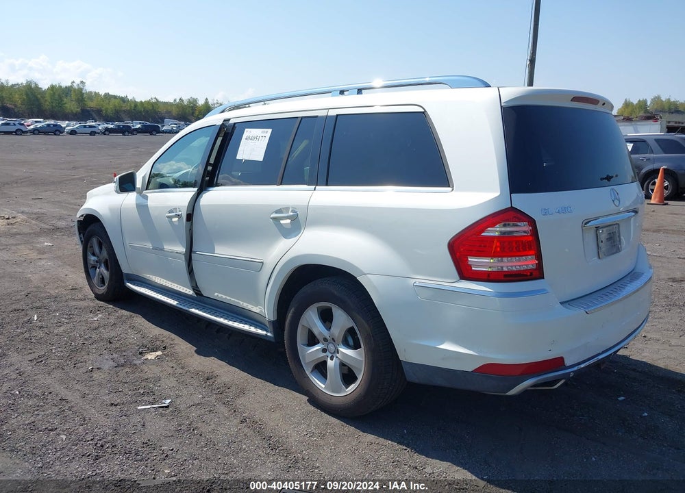 2011 MERCEDES-BENZ GL 450 4MATIC VIN: 4JGBF7BE6BA727922