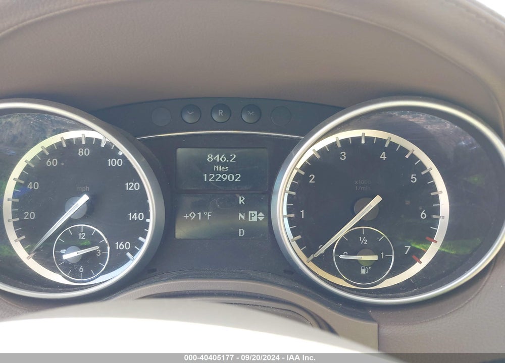 2011 MERCEDES-BENZ GL 450 4MATIC VIN: 4JGBF7BE6BA727922