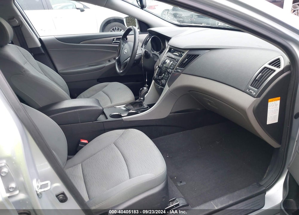 2012 HYUNDAI SONATA HYBRID VIN: KMHEC4A46CA028580