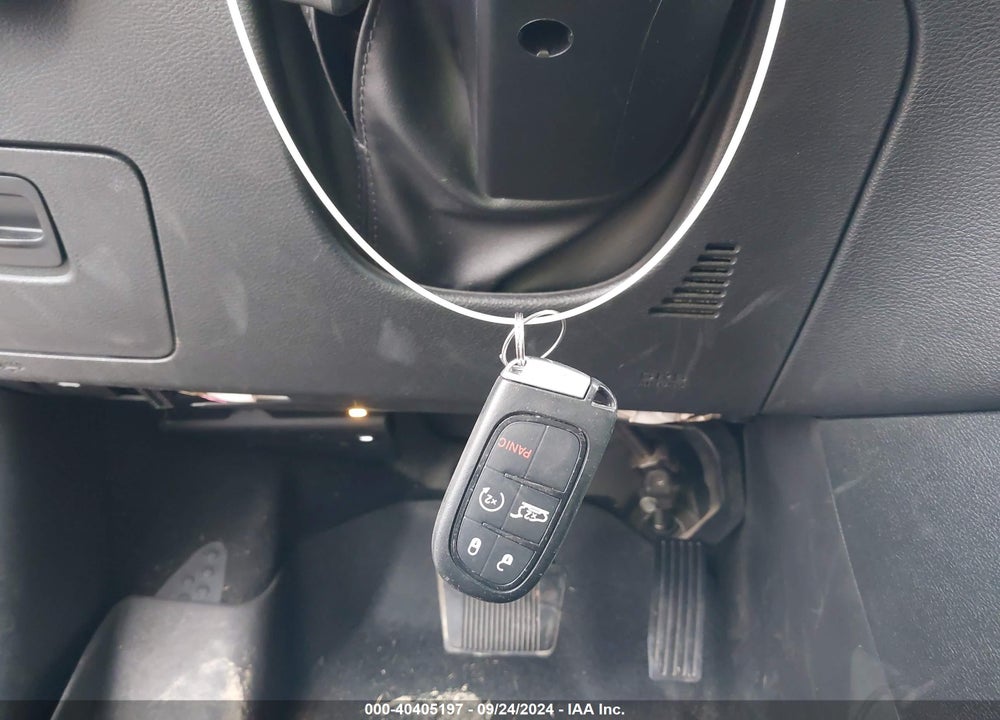 2019 JEEP CHEROKEE LIMITED FWD VIN: 1C4PJLDB3KD439097