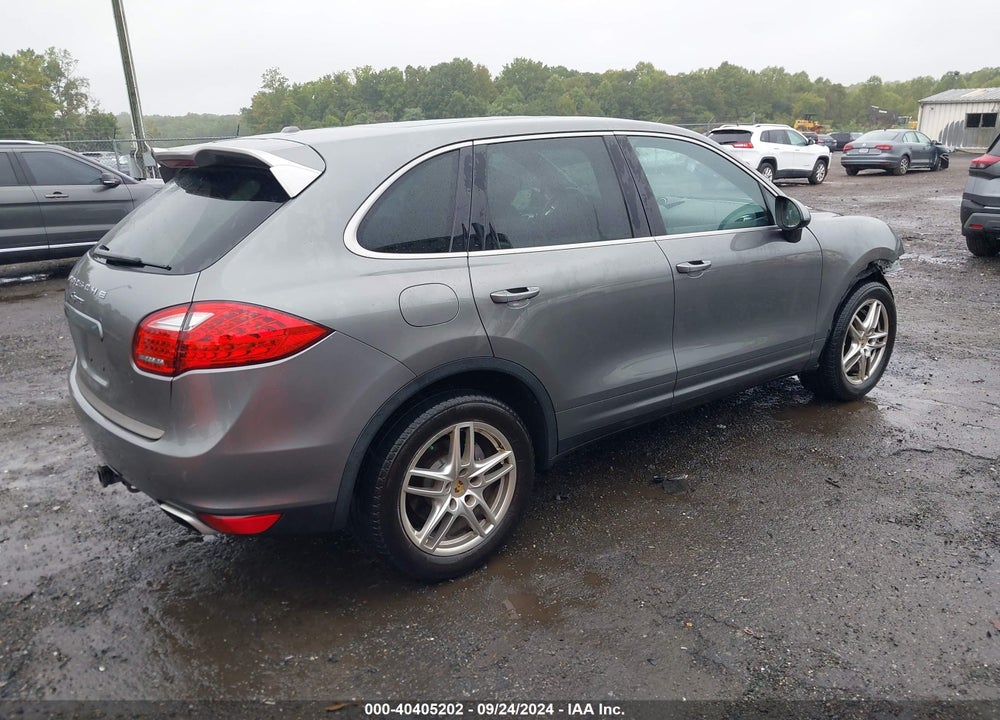2014 PORSCHE CAYENNE PLATINUM EDITION VIN: WP1AA2A2XELA90260