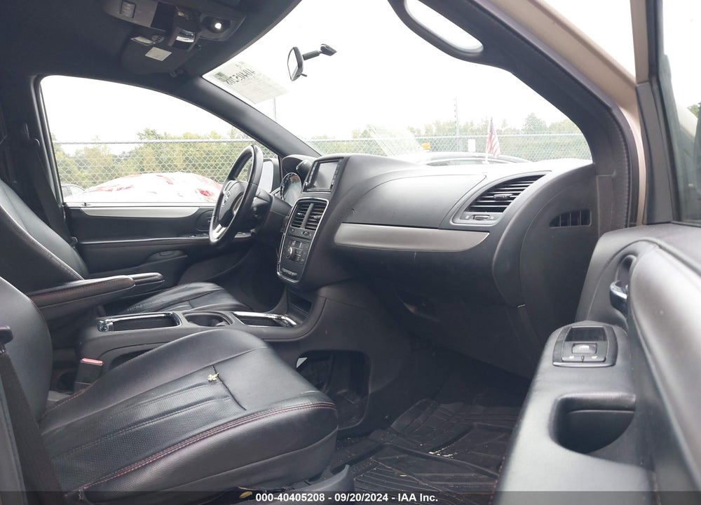 2014 DODGE GRAND CARAVAN R/T VIN: 2C4RDGEG2ER431401