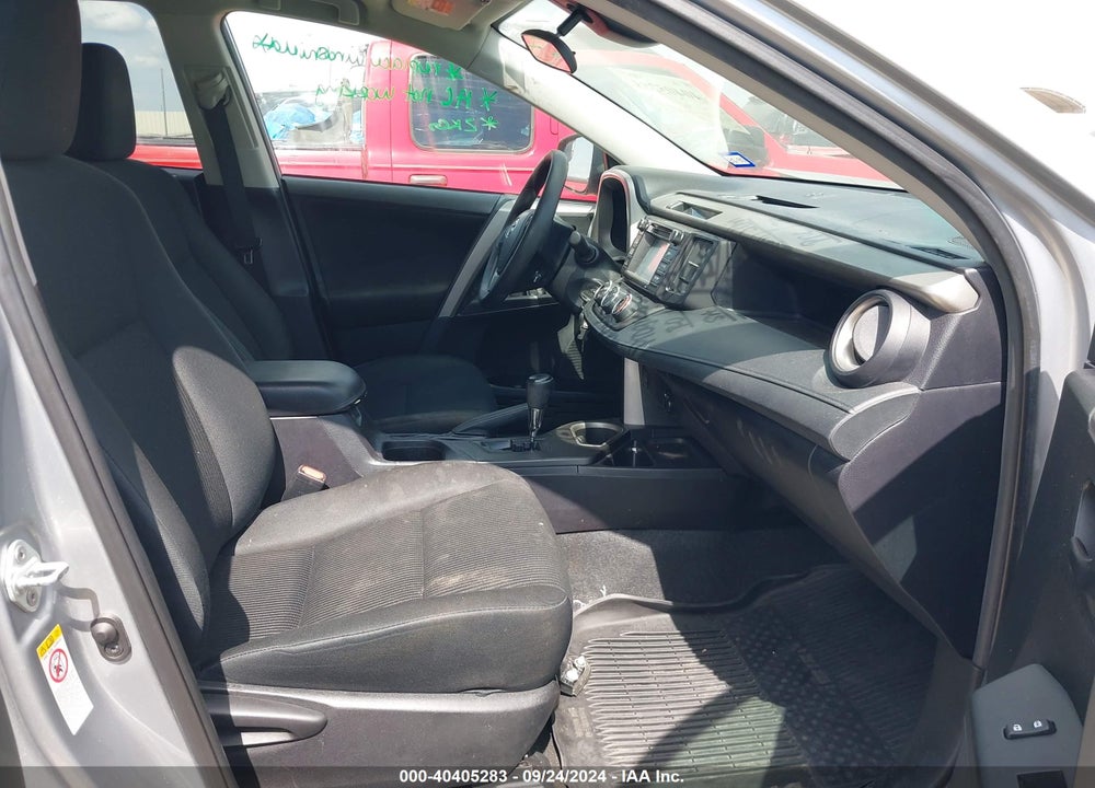 2017 TOYOTA RAV4 LE VIN: 2T3BFREV6HW650216