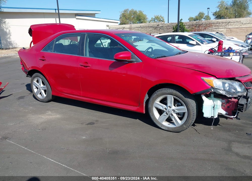 2014 TOYOTA CAMRY SE VIN: 4T1BF1FK2EU801899