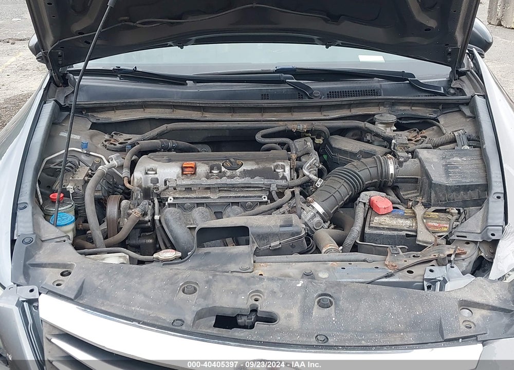 2011 HONDA ACCORD 2.4 EX-L VIN: 1HGCP2F89BA025883
