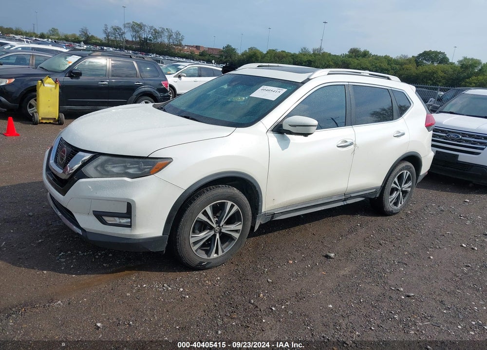2017 NISSAN ROGUE SL VIN: 5N1AT2MV0HC889210