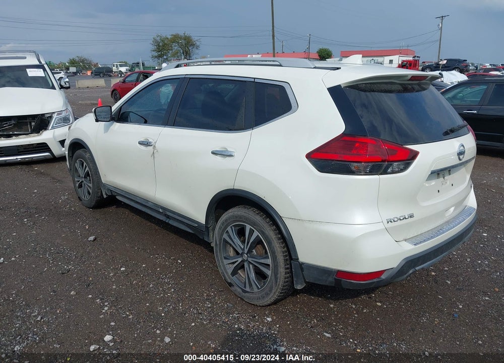 2017 NISSAN ROGUE SL VIN: 5N1AT2MV0HC889210